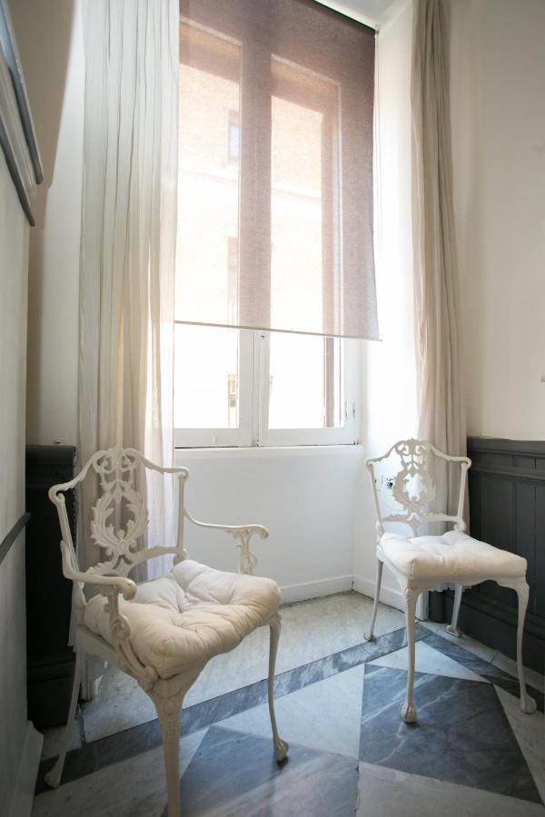 Private Room In Roma Centro Storico Екстер'єр фото