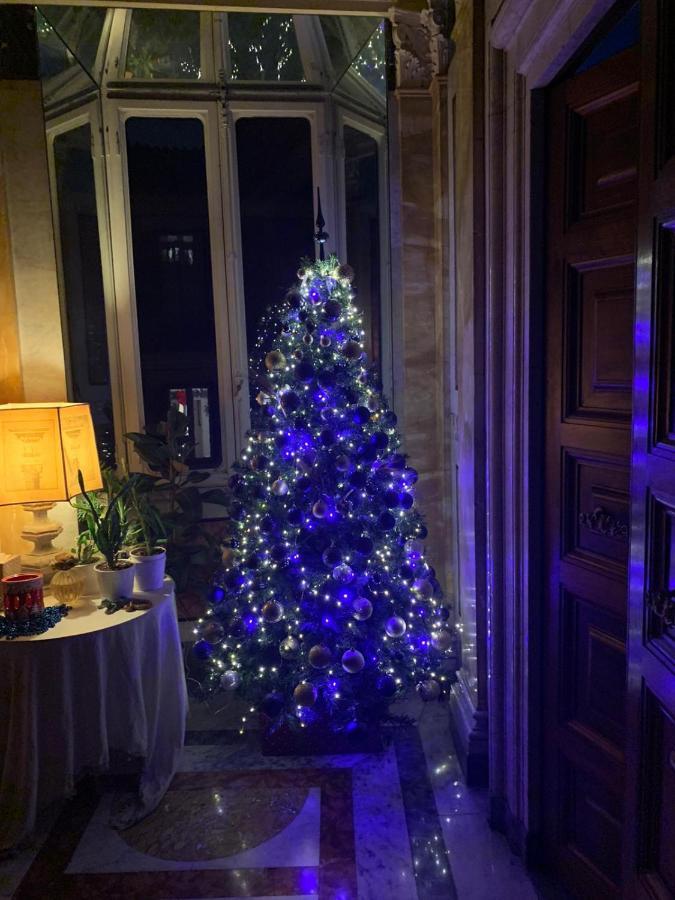 Private Room In Roma Centro Storico Екстер'єр фото